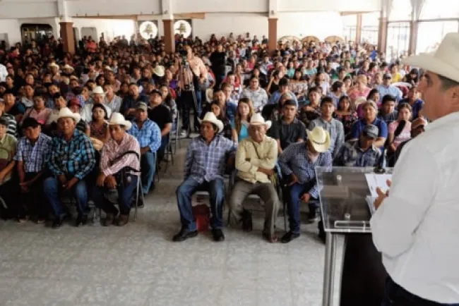 Atienden a comunidades indígenas