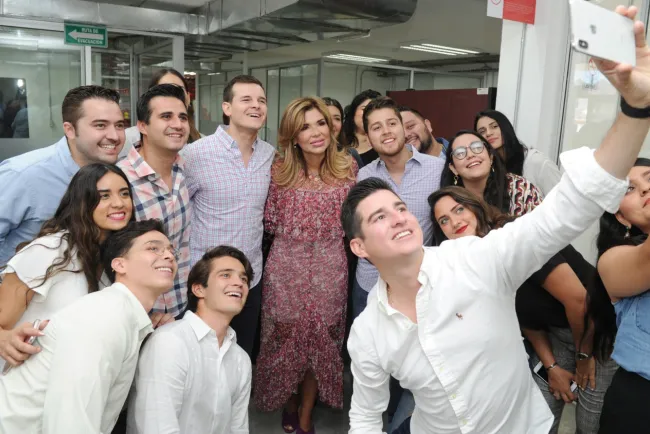 Pone en marcha Gobernadora moderno portal para trámites de becas