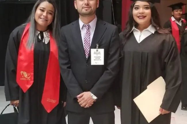 Gradúan alumnos de Cecyte II