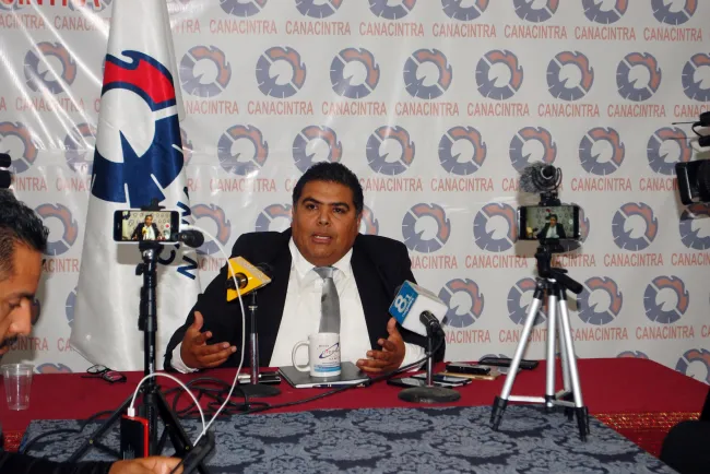 Avalan gestión de Gobernadora