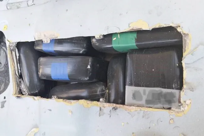 Sorprenden a joven con droga