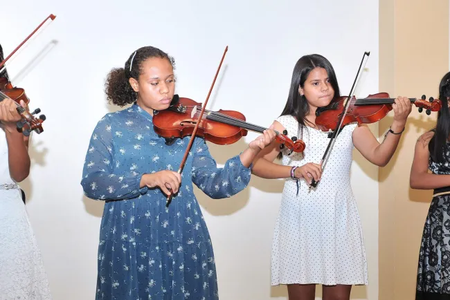 Ofrecen Recital para conclusión de taller