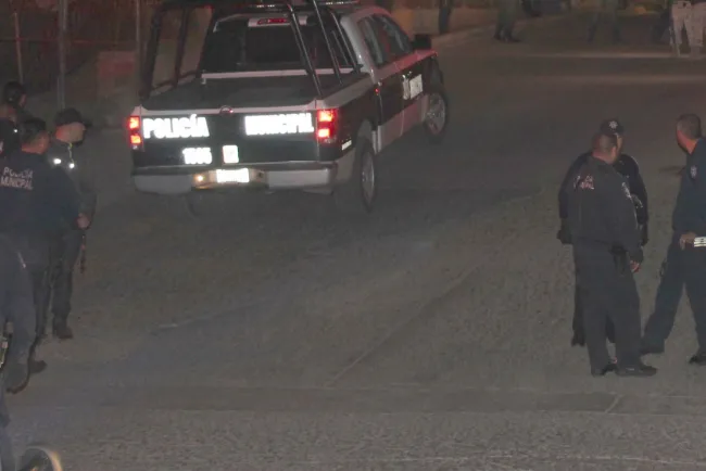 Había sido dado de baja y portaba credencial de policía