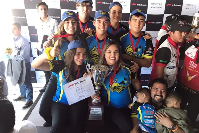 Se prepara Cobach para competencia internacional