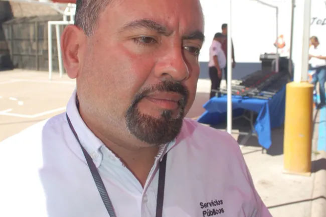 Trabajan en rezago
de la iluminación