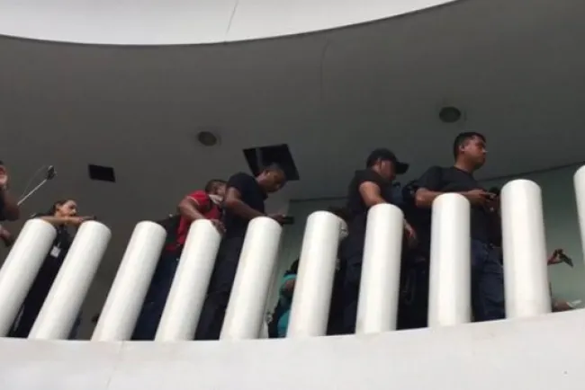 Policías federales desconocen a representantes