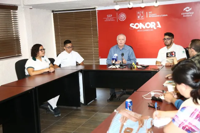 Estudiarán alumnosde Conalep en Canadá