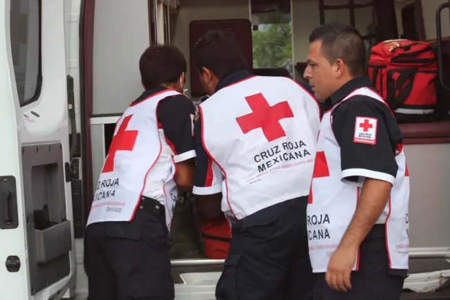 Localizan a hombre lesionado en vivienda