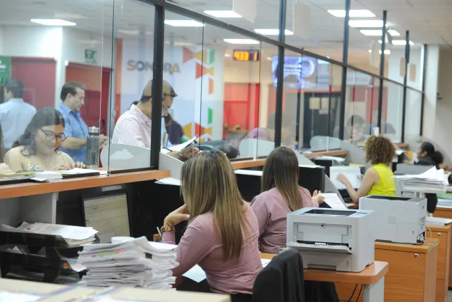 Atienden agencias fiscales a sonorenses