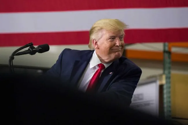 'No tengo ni un hueso racista en mi cuerpo': Trump