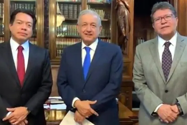 Reprocha AMLO a Poder Judicial por ley de salarios