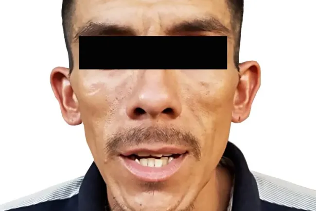 Lo detienen en posesión de narcótico 