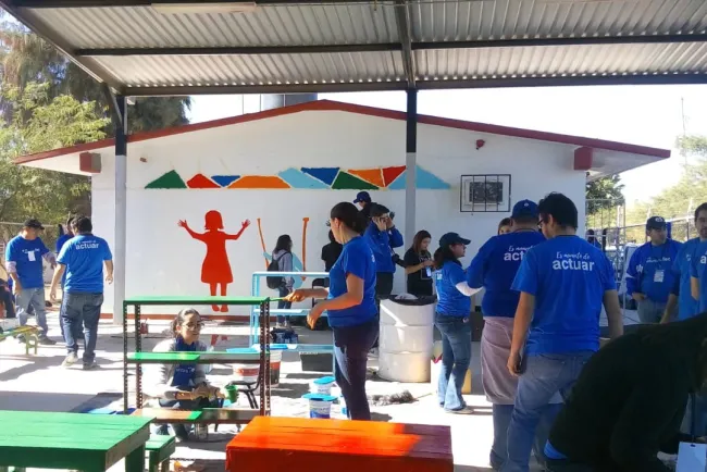Remodela Estado 335 escuelas