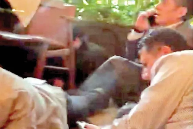 Pánico por
balacera en
Artz Pedregal;
2 muertos