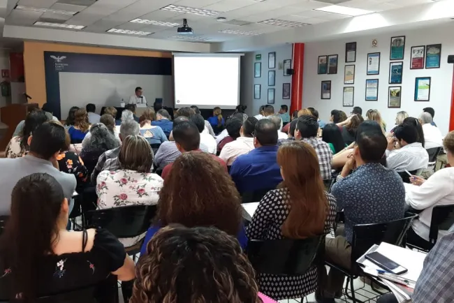 Brinda la SEC capacitación