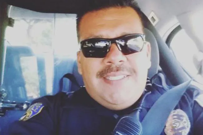 Recuerdan a elemento de la Policía Chuy Córdova