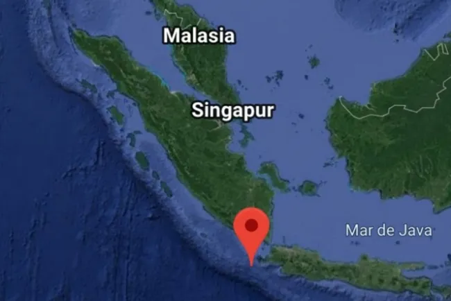 Levantan alerta de tsunami tras sismo de 6.8 en Indonesia