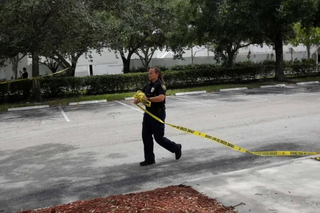 Cae hombre en Florida por falsa amenaza de tiroteo