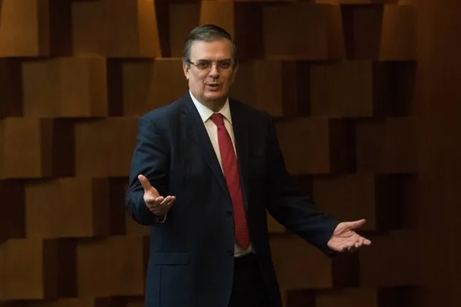 Ebrard atenderá en Cd. Juárez emergencia por tiroteo en Texas