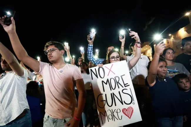 Espera López Obrador control en la venta de armas en EU