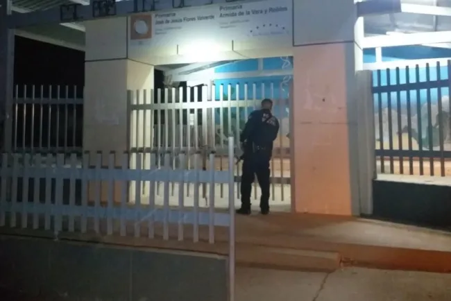 Aumenta vigilancia en escuelas locales