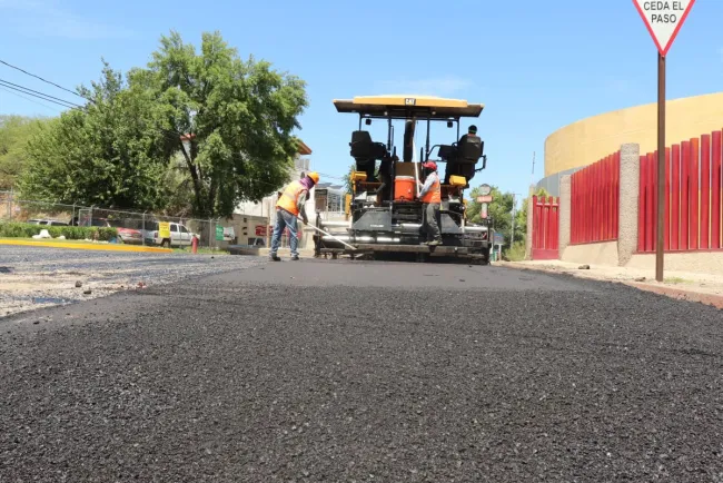 Repavimentan calles del Hospital General