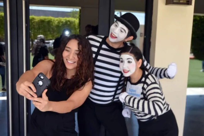 Capacitarán a voluntarios “Ponte frente al espejo”