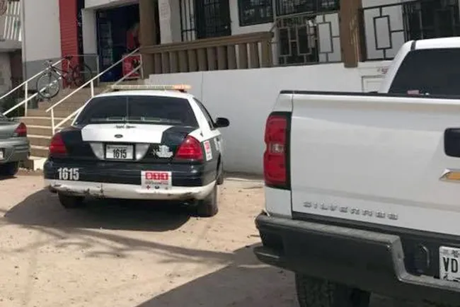 Evita empleado asalto y hace huir a delincuentes