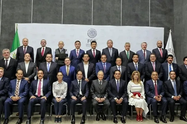 Participa Gobernadora en reunión con Gertz Manero