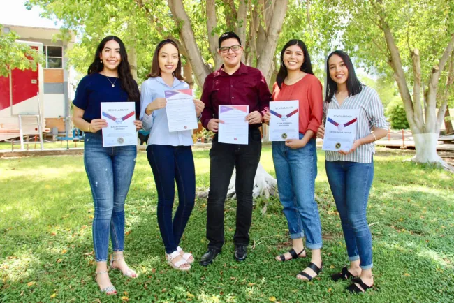 Estudiarán egresados de Cobach en China