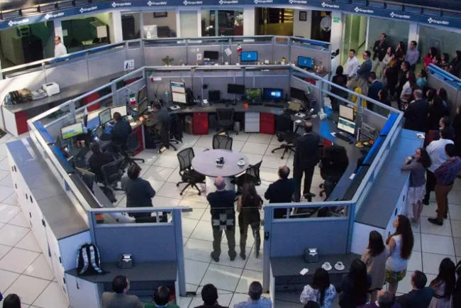 Inicia la Bolsa Mexicana la sesión con ganancia de 0.38%