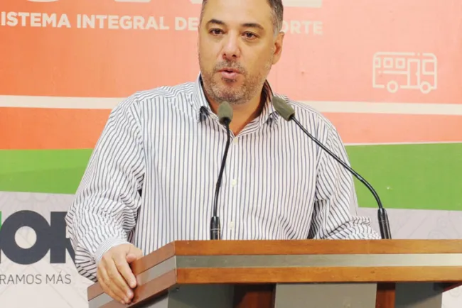 Listo equipo para movilizar alumnos