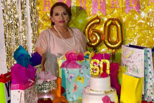 Obdulia festeja rodeada de cariño