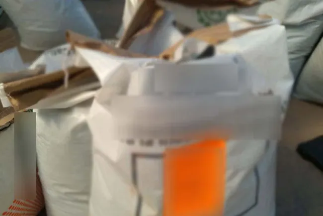 Hallan 78 kilos de crystal en costales para chile molido en Hermosillo