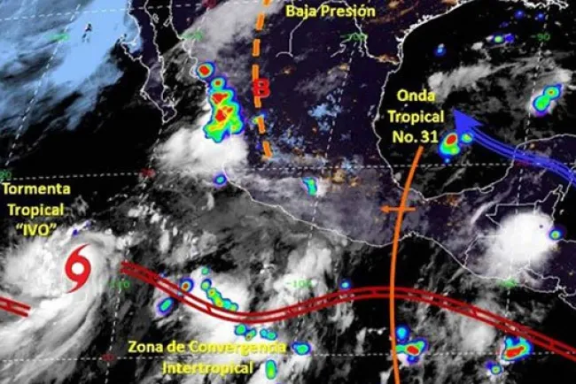 Fuertes lluvias por ‘Ivo’ amenazan el occidente de México