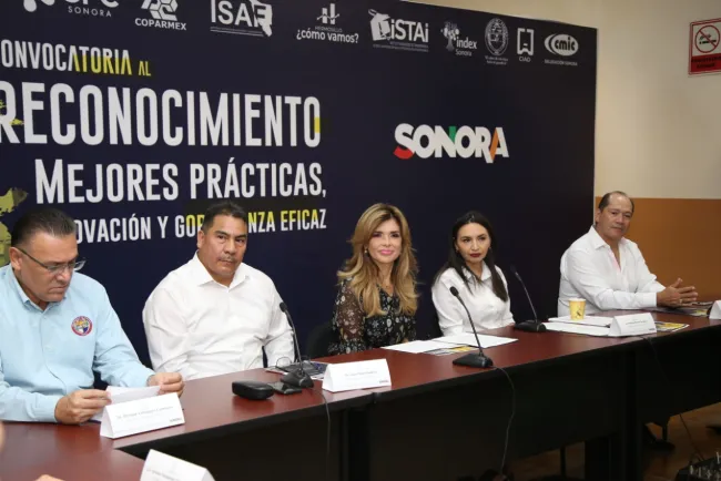 Incentiva Gobernadora buen desempeño de servidores públicos