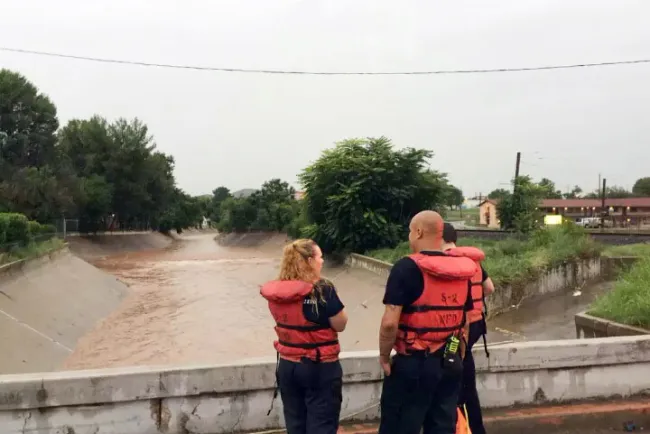 Sin identificar víctima de corrientes broncas