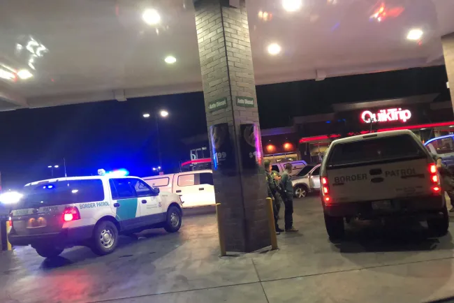 Tratan de huir de la patrulla en carretera