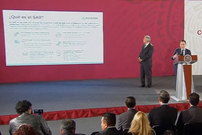 Anuncia Hacienda baja de comisiones de las Afores