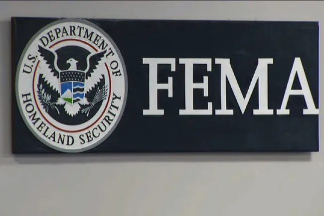 Transfieren fondos para la inmigración