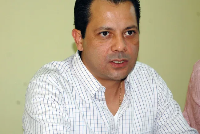 Analiza dirigente priísta labor en esta frontera