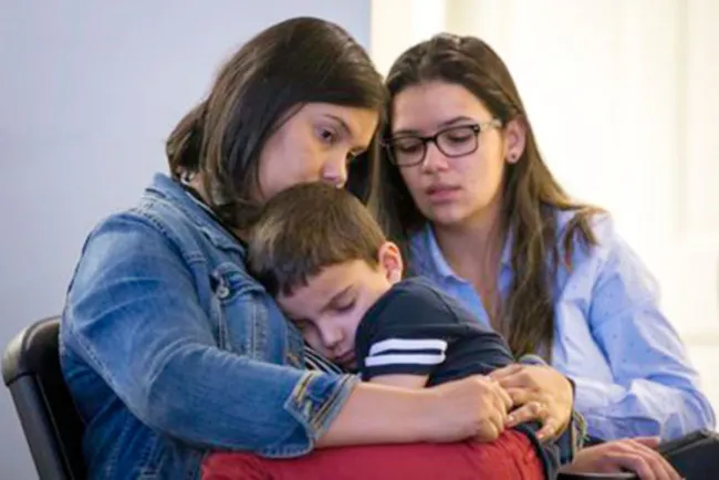 Expulsa Estados Unidos a enfermos