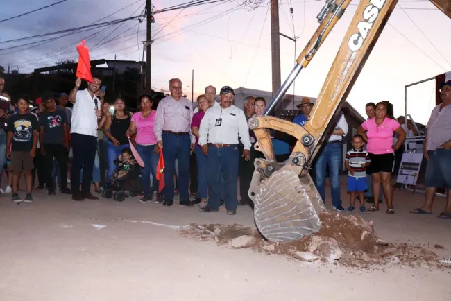 Cumple Alcalde compromiso