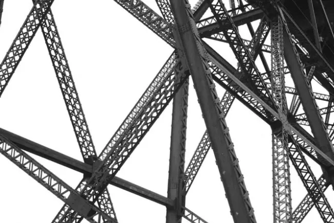 EU impone arancel contra el acero estructural mexicano