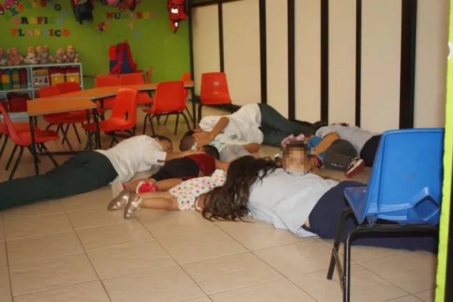 Realizan simulacro en guardería