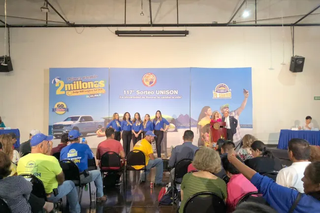 Realiza UNISON Magno Sorteo