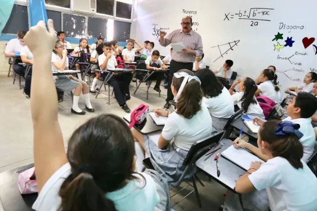 Estudiantes sonorenses son los que más avanzan en el país en examen Planea 2019