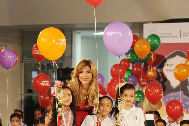 Premia Gobernadora a ganadores