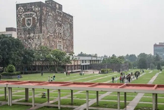 Plantea AMLO quitar examen de admisión para universidades