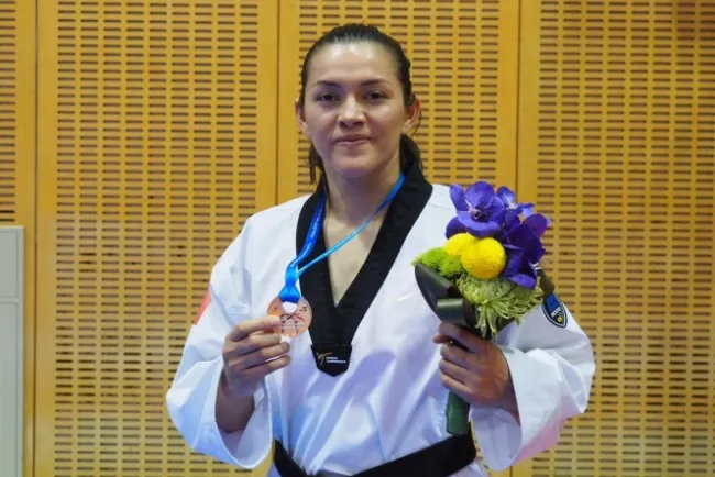 María Espinoza se cuelga bronce en Japón